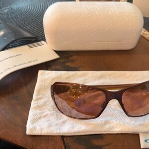 NEW! OAKLEY Behave sunglasses. Never worn!